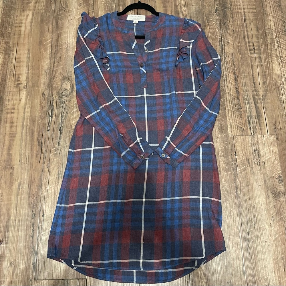 Cloth & Stone Red and Blue Plaid Long Sleeve Dress